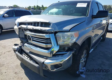 2017 Toyota Tundra Sr5 5.7L V8 из США, поврежденный, VIN 5TFDW5F19HX673790